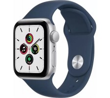 Apple Watch SE, 40 мм, корпус из алюминия серебристого цвета, спортивный ремешок цвета синий омут